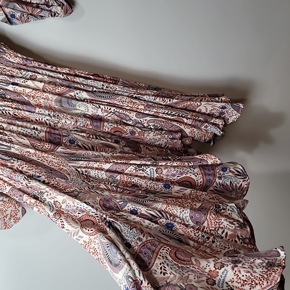 Boho Mittoshop Paisley & Floral Dress ~ V-neck ~ Flowy ~ Mauve ~ Cowgirl core - Picture 10 of 17